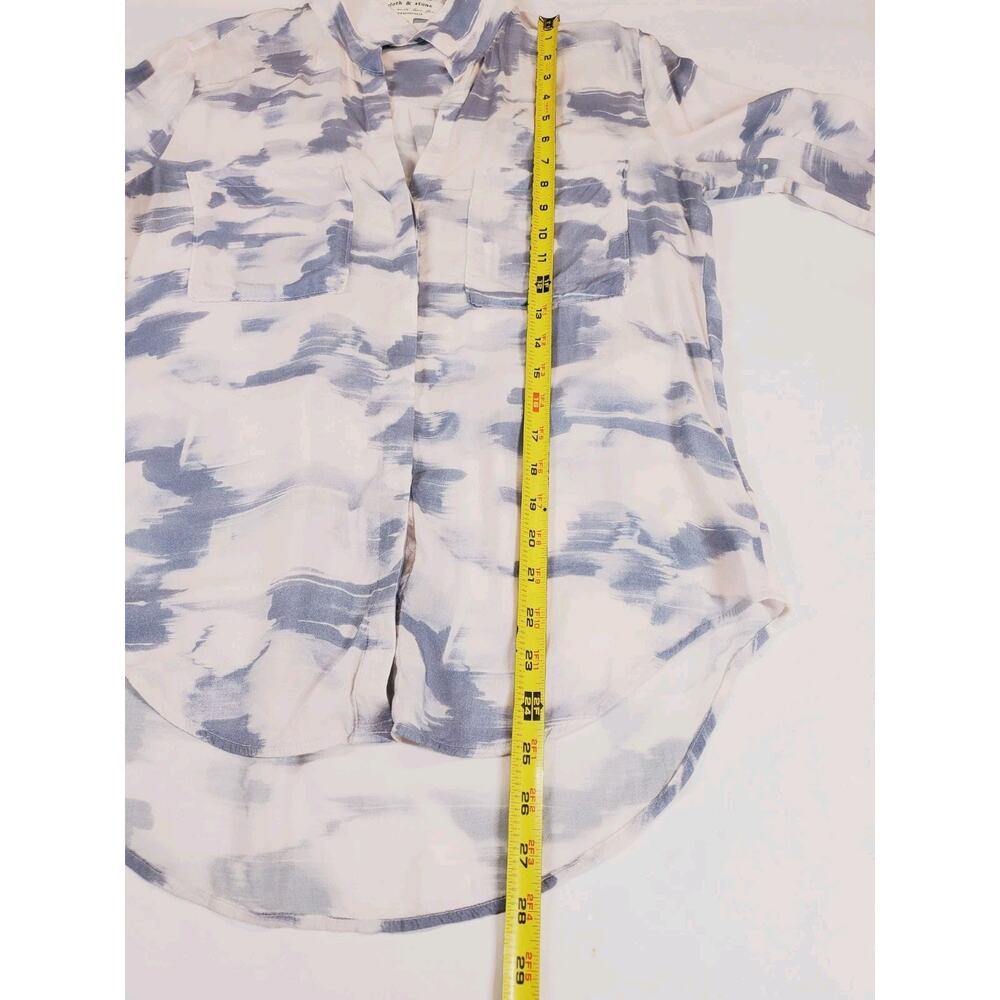Cloth &‎ Stone Anthropologie White Top Womens XS Rayon Long Sleeve Blue Printed - Picture 8 of 10